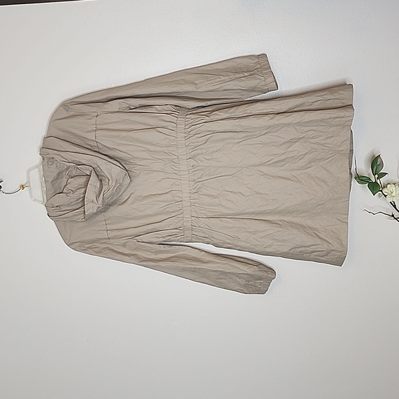 NEW Tahari Macrame Adele Anorak Tailored Glam Trench Coat Summer Fall Designer - Picture 5 of 15